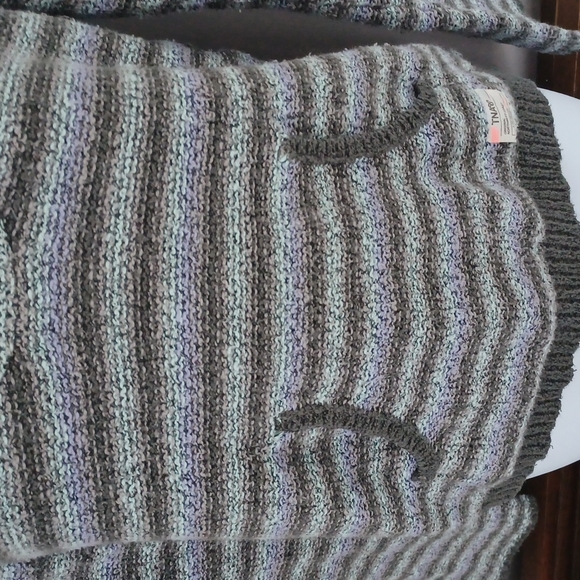 TNA Aritzia Baja  knit sweater Size S Hoodie - Picture 5 of 8